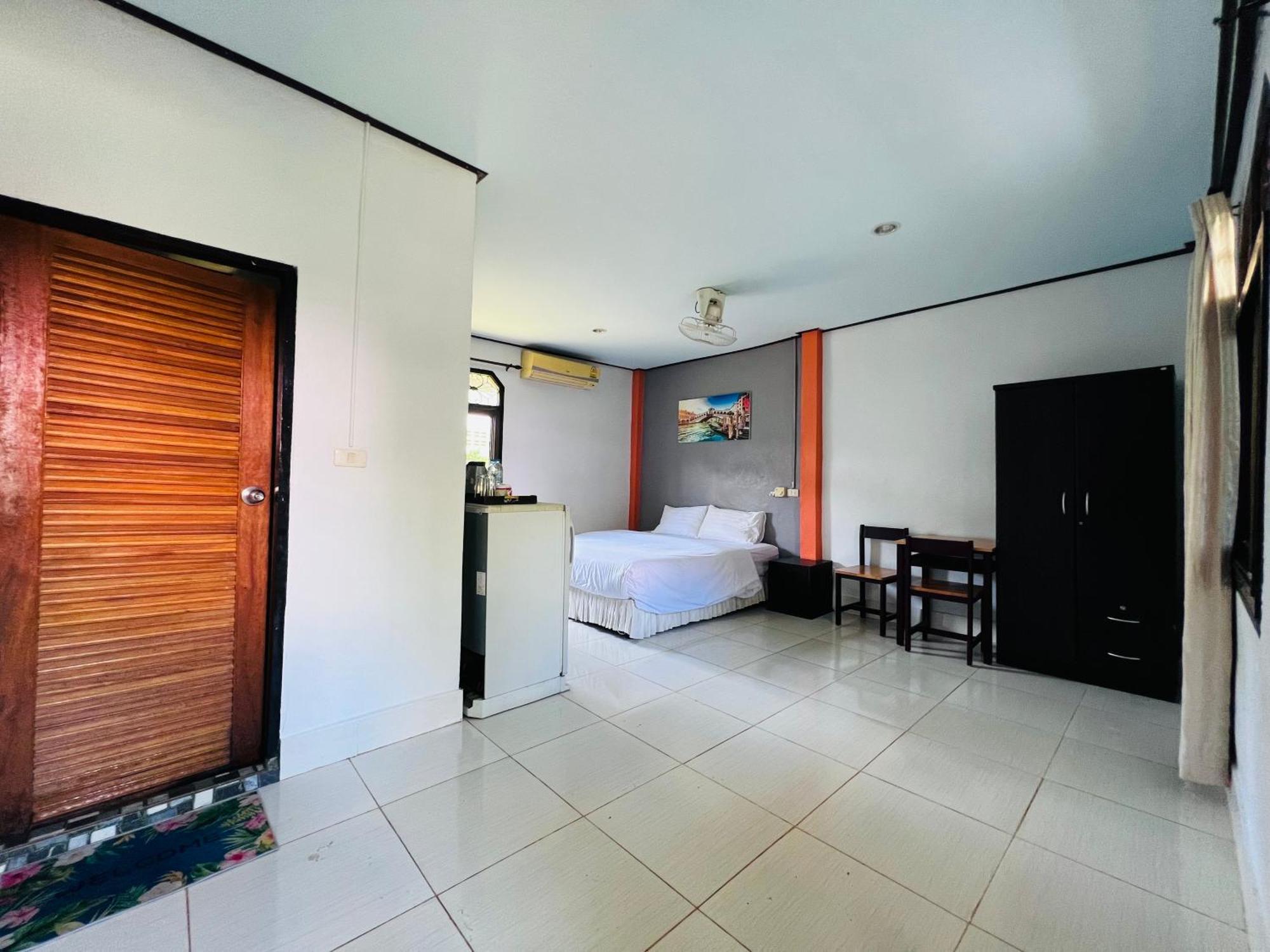 Prukrom Lanta Guesthouse Ko Lanta Kültér fotó