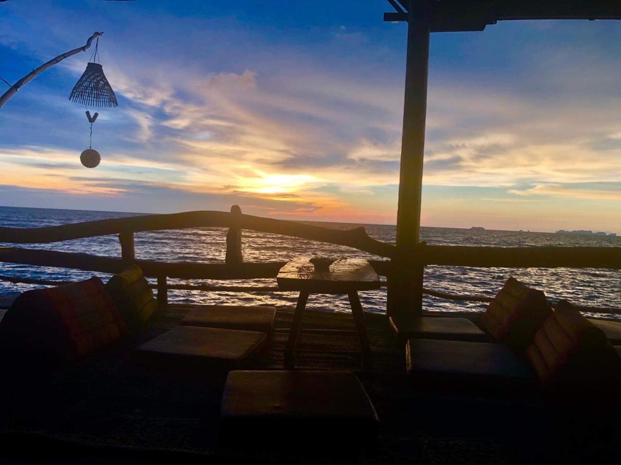 Prukrom Lanta Guesthouse Ko Lanta Kültér fotó