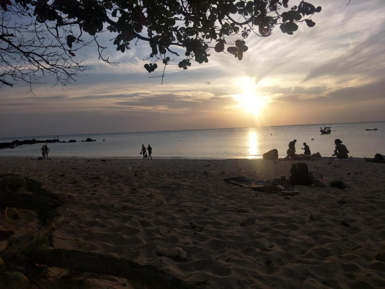 Prukrom Lanta Guesthouse Ko Lanta Kültér fotó