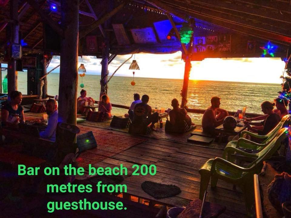 Prukrom Lanta Guesthouse Ko Lanta Kültér fotó